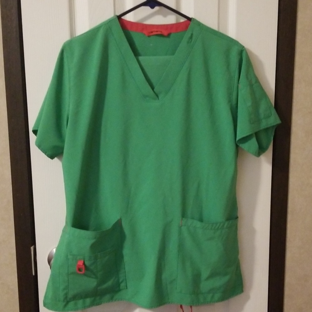 Carhartt green scrub top and bottom large